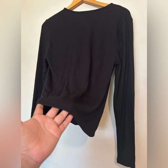 Cupcakes and cashmere black long sleeve stretchy soft Blouse Top Sweater size M - Picture 7 of 10